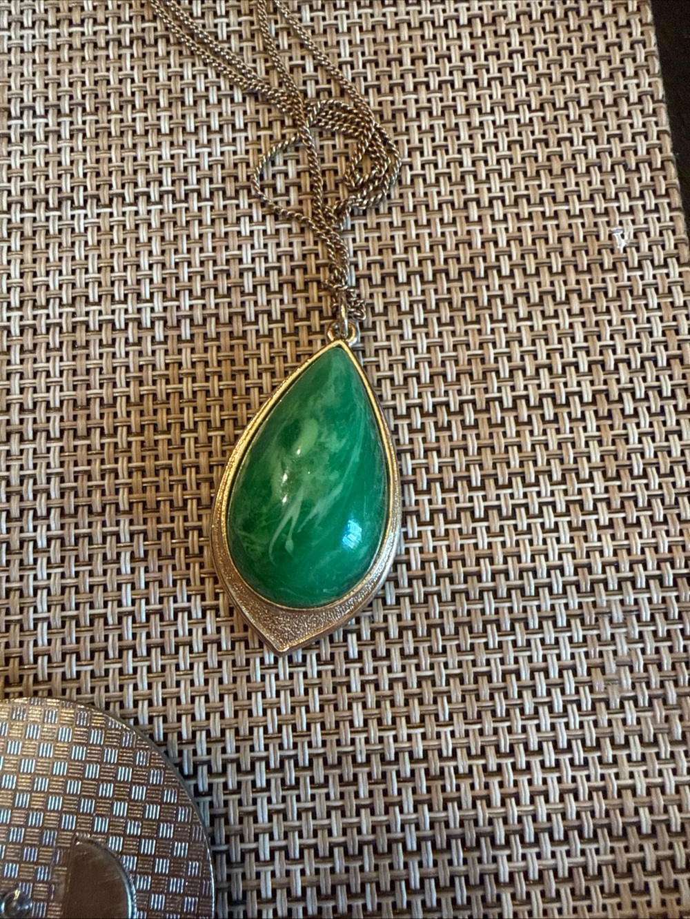 Sarah Coventry Green Teardrop Women's Pendant- Gold Trim